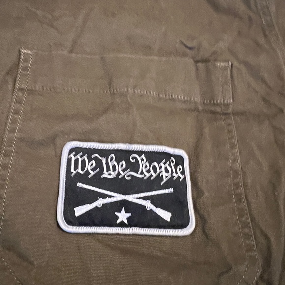 M NEW Howitzer Button Army Military Short Sleeve Shirt Mens Green USA Patriotic - Picture 6 of 9